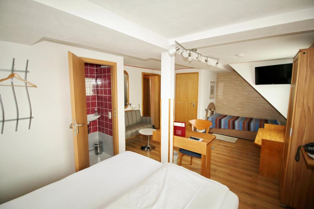 Hotel Venezia 투빈겐 외부 사진